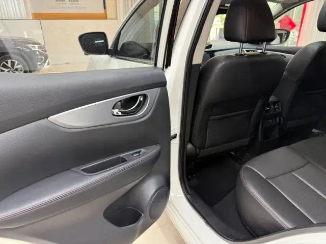 Nissan Qashqai — Фото автомобиля 17