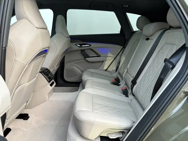 Audi Q5L — Фото автомобиля 12