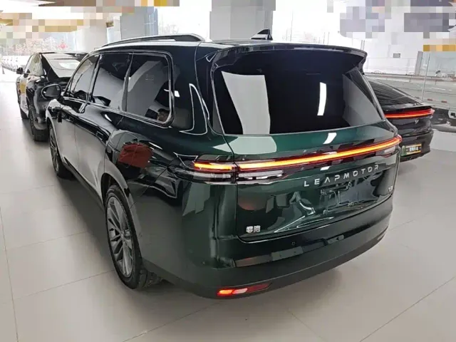 Leapmotor C16 — Фото автомобиля 4