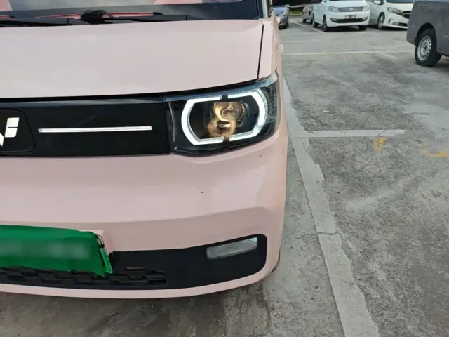 Wuling Hongguang Mini EV — Фото автомобиля 23