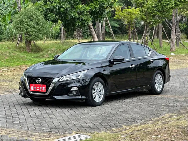 Фотография автомобиля — Nissan Teana