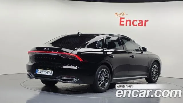 Hyundai Grandeur Новый Grandeur IG 3.0 LPi (Для проката) — Фото автомобиля 2