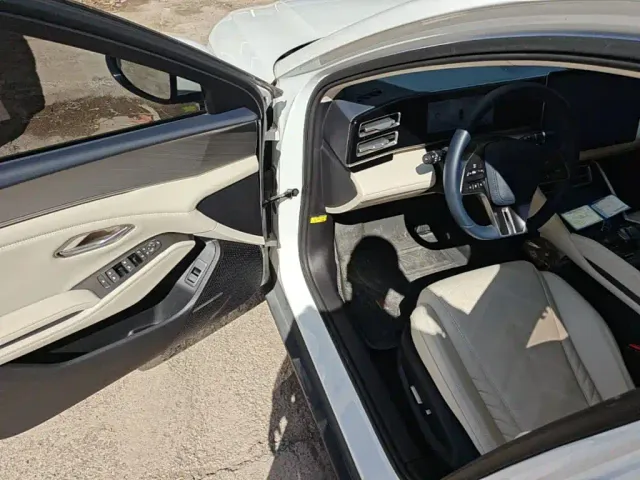 BYD Qin L — Фото автомобиля 15