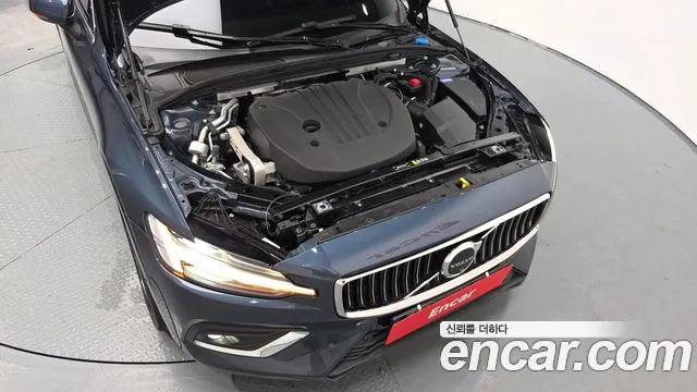 Вольво S60 S60 третьего поколения B5 Ultimate Bright — Фото автомобиля 6