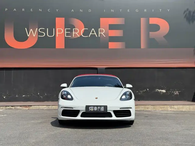 Porsche 718 — Фото автомобиля 2