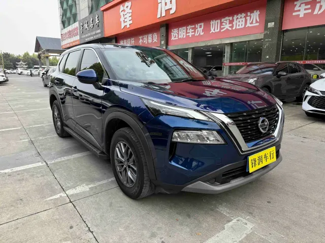 Nissan X-Trail — Фото автомобиля 3