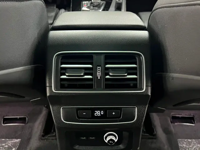 Audi Q5L — Фото автомобиля 12
