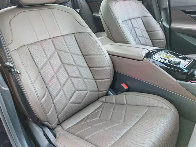 BMW 5 Series — Фото автомобиля 15