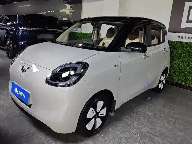 Фотография автомобиля — Wuling Hongguang Mini EV