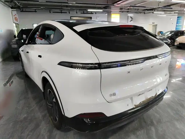 Xpeng G6 — Фото автомобиля 4