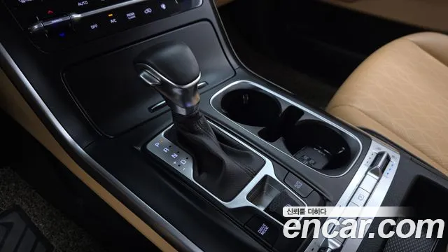 Kia Canival Carnival 4 поколение Бензин 9 мест Prestige — Фото автомобиля 8