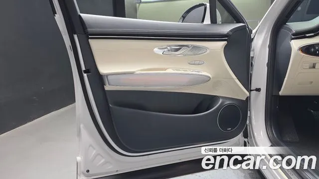 Genesis GV70 Electrified — Фото автомобиля 13