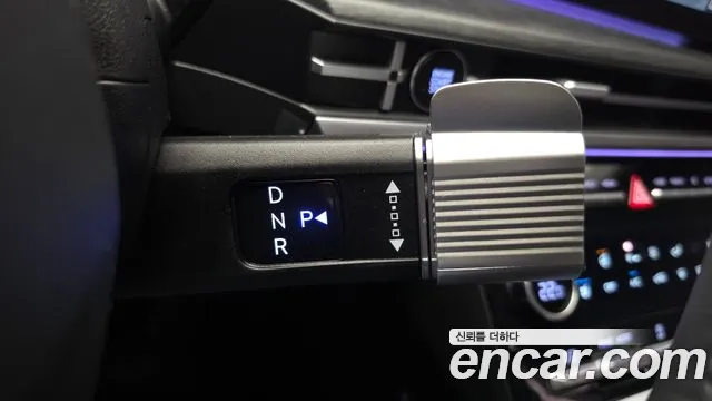 Hyundai Santa Fe MX5 — Фото автомобиля 12