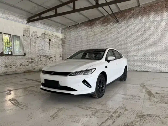 Фотография автомобиля — BYD Qin PLUS