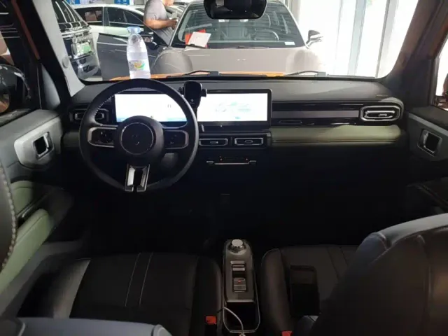 Baojun Yep — Фото автомобиля 5