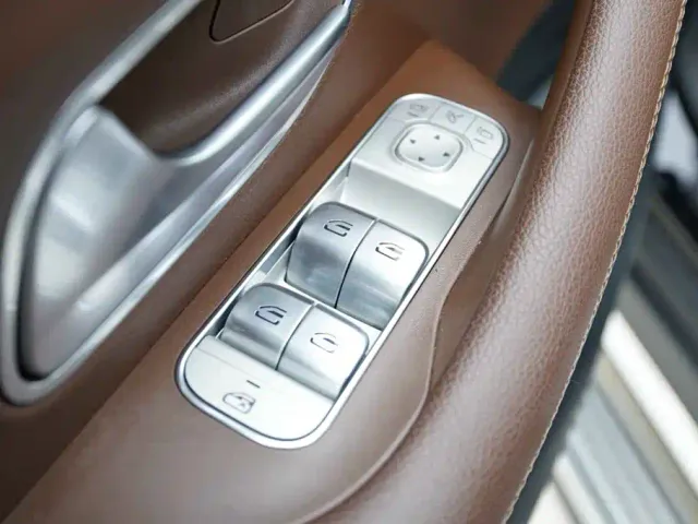 Mercedes-Benz GLE-Class — Фото автомобиля 9