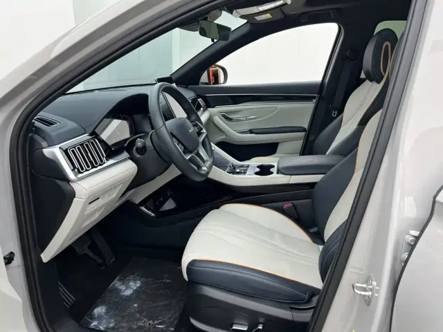 BYD Song PLUS — Фото автомобиля 10