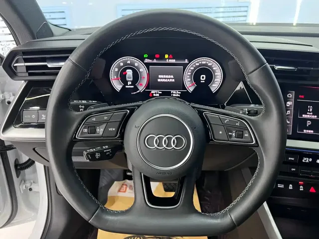 Audi Audi A3 2023 A3L Limousine 35 TFSI Luxury Sport — Фото автомобиля 12