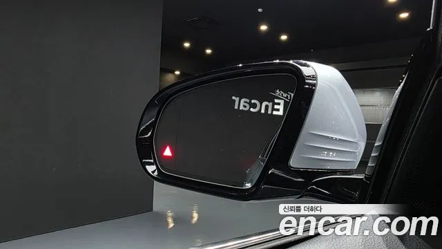 Mercedes-Benz E-Class — Фото автомобиля 13