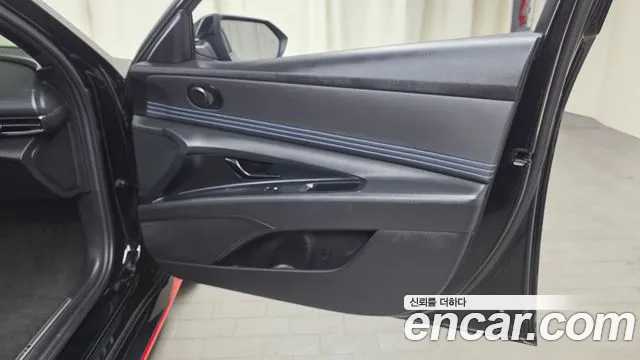 Hyundai AVANTE — Фото автомобиля 23