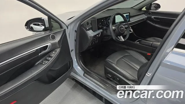 Hyundai Sonata — Фото автомобиля 10