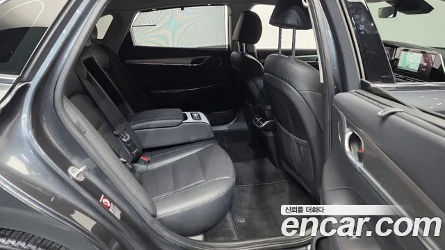 Hyundai Grandeur New — Фото автомобиля 12