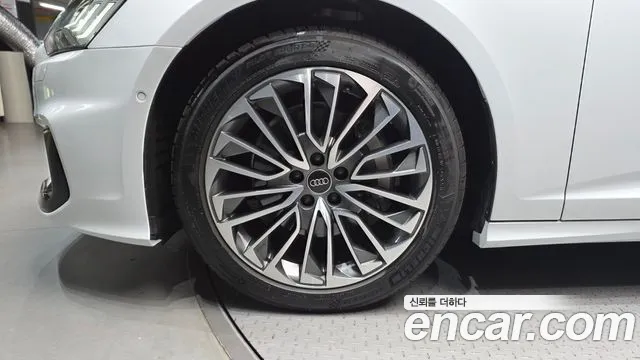 Audi A6 45 TFSI quattro Premium — Фото автомобиля 21