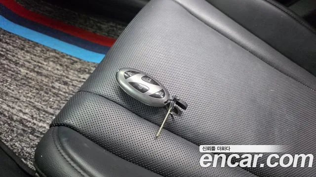 Hyundai Grandeur Grandeur (GN7) 3.5 LPG 2WD (Такси) — Фото автомобиля 28