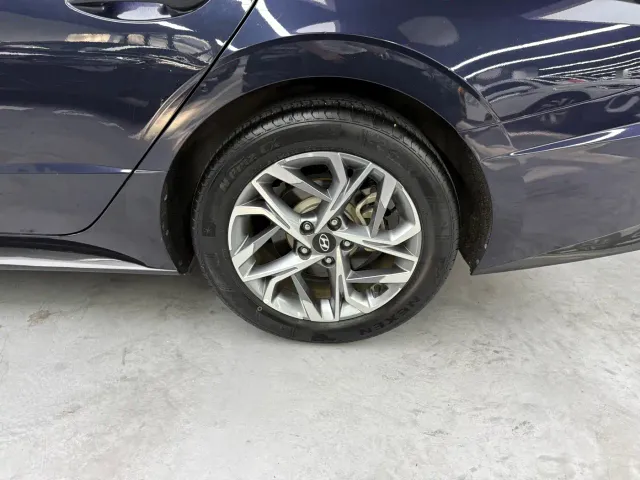 Hyundai Sonata — Фото автомобиля 13
