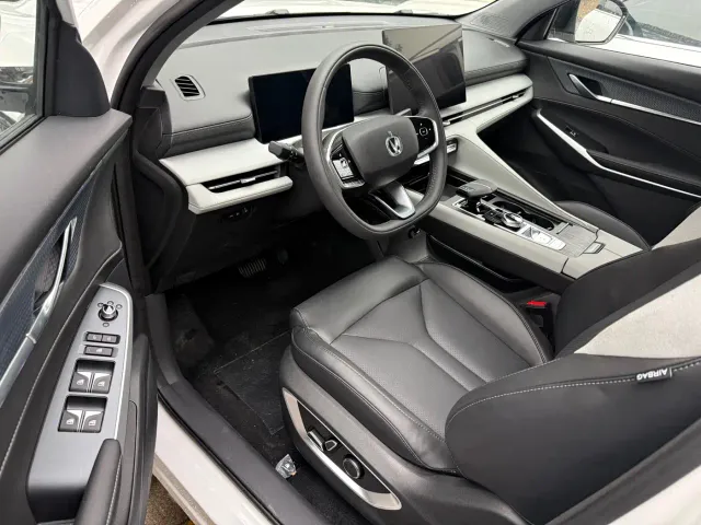 Changan CS75 Plus — Фото автомобиля 9