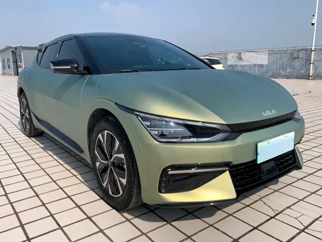 Kia EV6 — Фото автомобиля 3