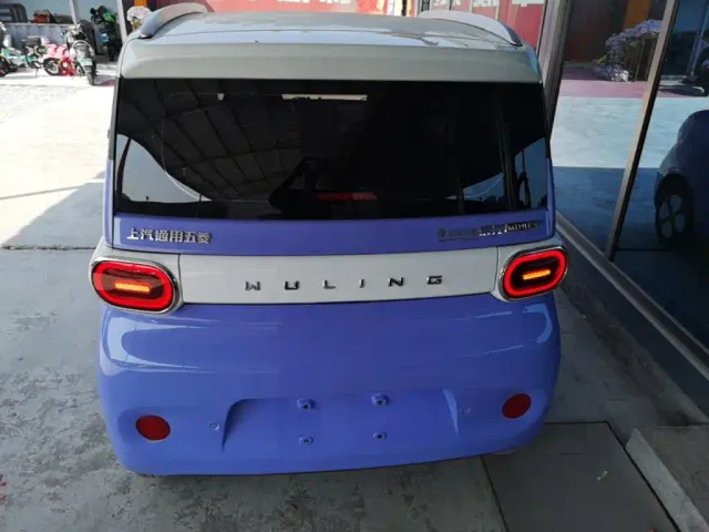 Wuling Hongguang Mini EV — Фото автомобиля 5