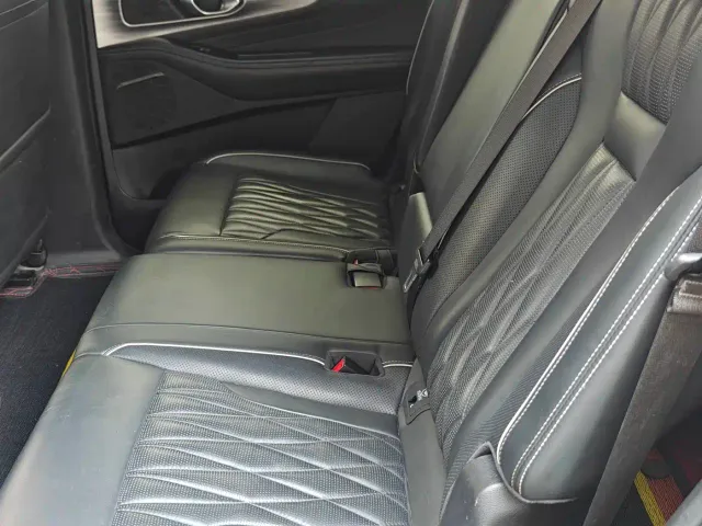 GAC Trumpchi GS8 — Фото автомобиля 10