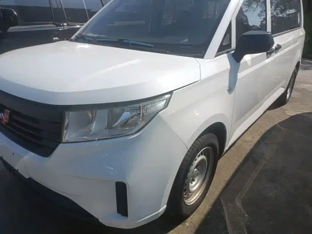 Wuling Zhengcheng — Фото автомобиля 23