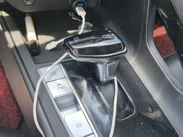 Hyundai Elantra — Фото автомобиля 16