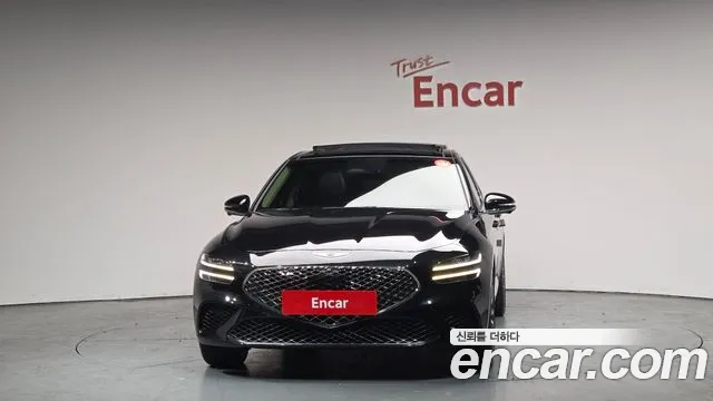Genesis G70 Новый G70 Бензин 2.5T 4WD — Фото автомобиля 3