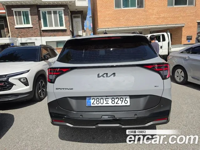 Kia Sportage Бензин 1.6 турбо 2WD — Фото автомобиля 13