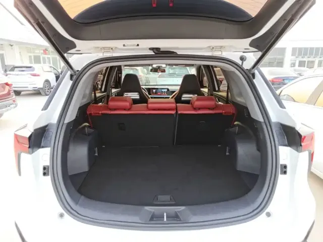 Changan CS75 Plus — Фото автомобиля 14