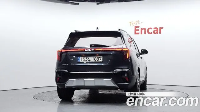Kia Seltos — Фото автомобиля 4