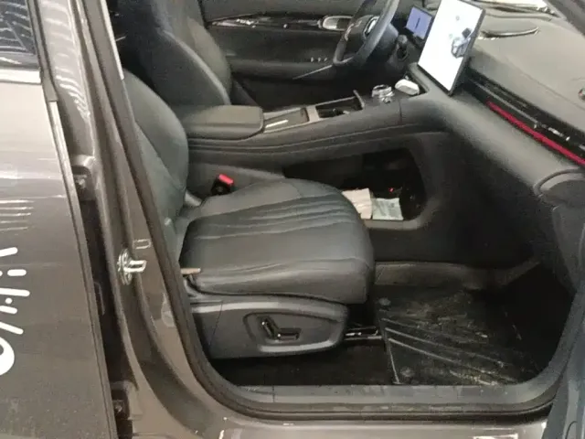 Geely Galaxy E5 — Фото автомобиля 24