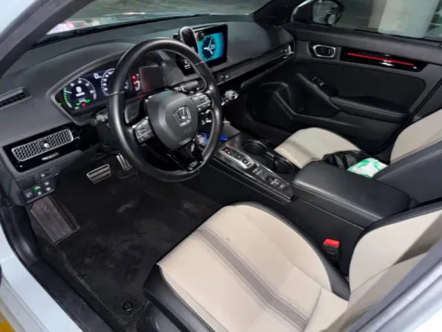 Honda Civic — Фото автомобиля 3