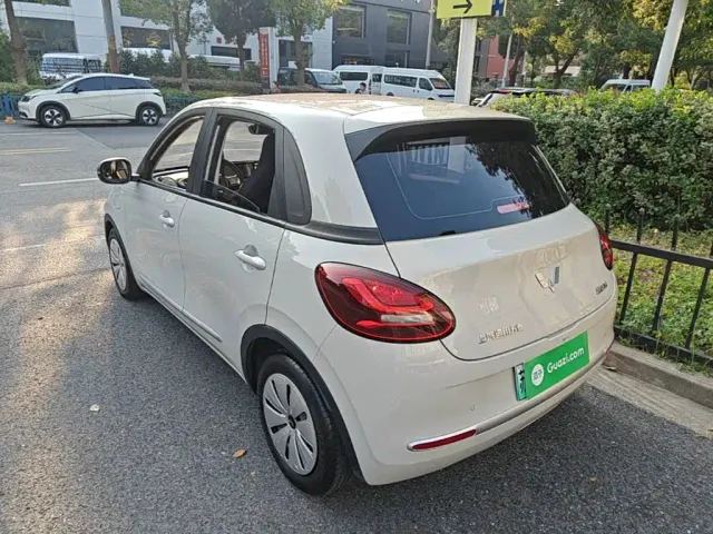 Wuling Bingo — Фото автомобиля 4