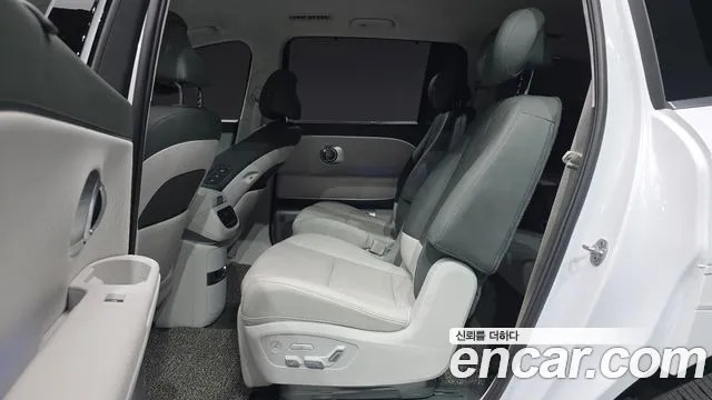 Hyundai Ioniq 9 — Фото автомобиля 16