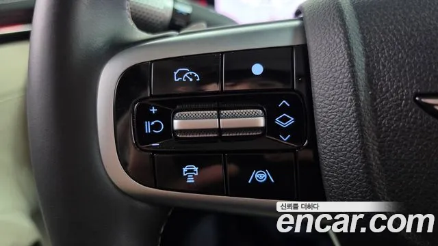 Genesis GV70 — Фото автомобиля 22