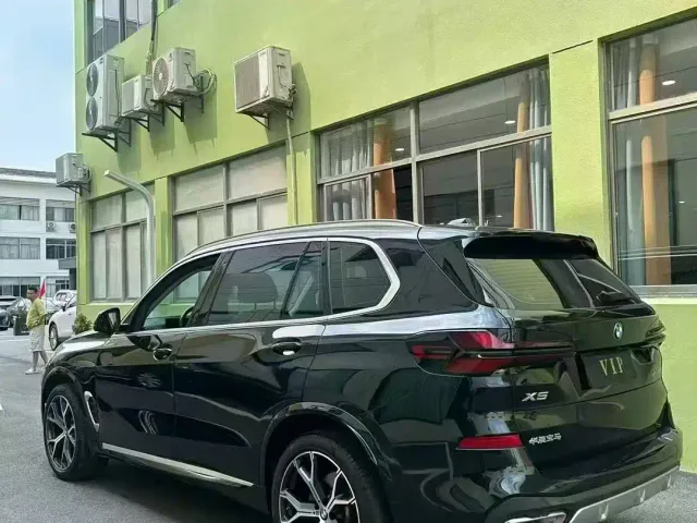 BMW X5 — Фото автомобиля 7