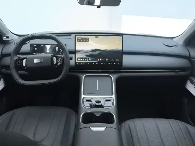 Geely Galaxy Starship 7 EM-i — Фото автомобиля 12