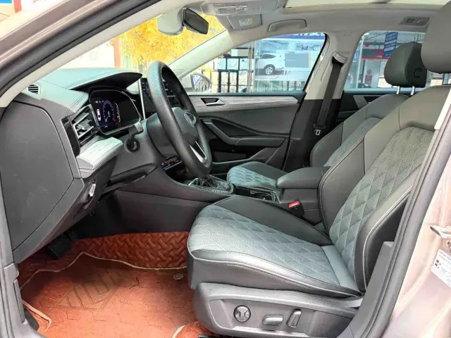 Volkswagen Sagitar — Фото автомобиля 10