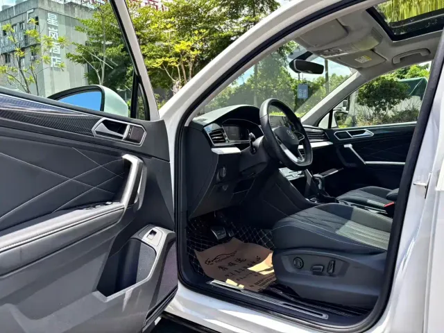 Volkswagen Tiguan L — Фото автомобиля 9