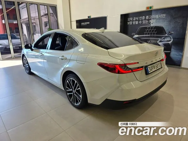 Toyota Camry XV80 — Фото автомобиля 2