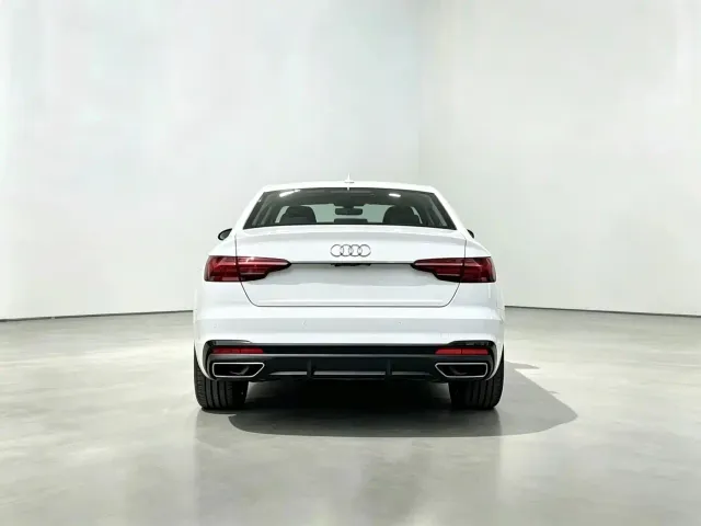 Audi A4L — Фото автомобиля 10